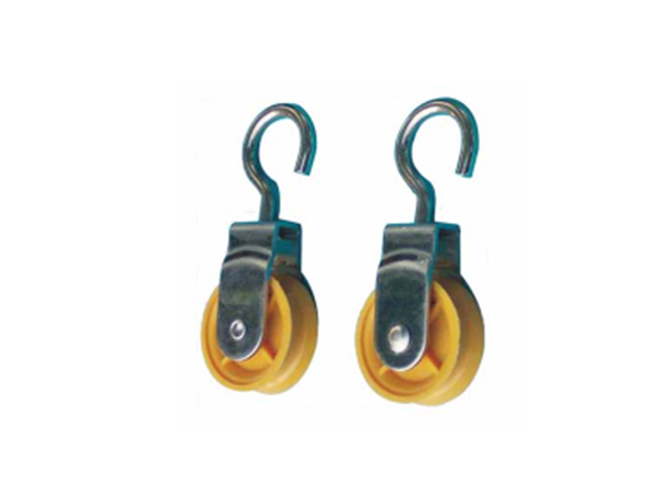 P1122-1-1/2''旋转钩尼龙滑轮
